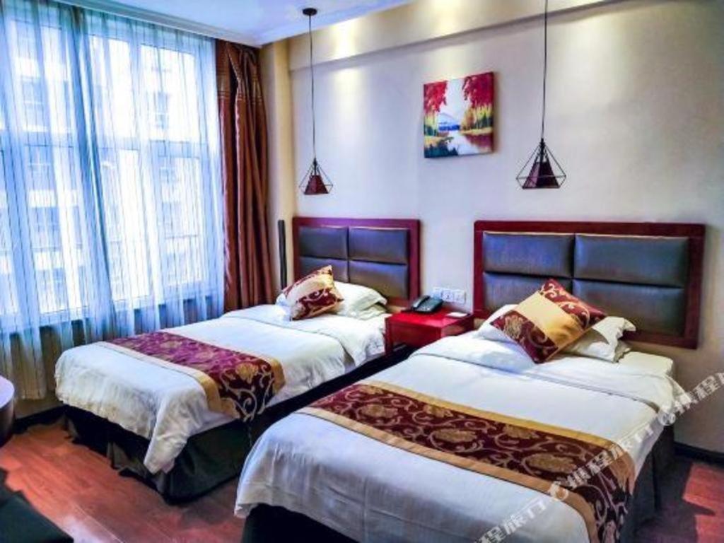 Greentree Inn Bole Wanxianghui Express Hotel Buitenkant foto