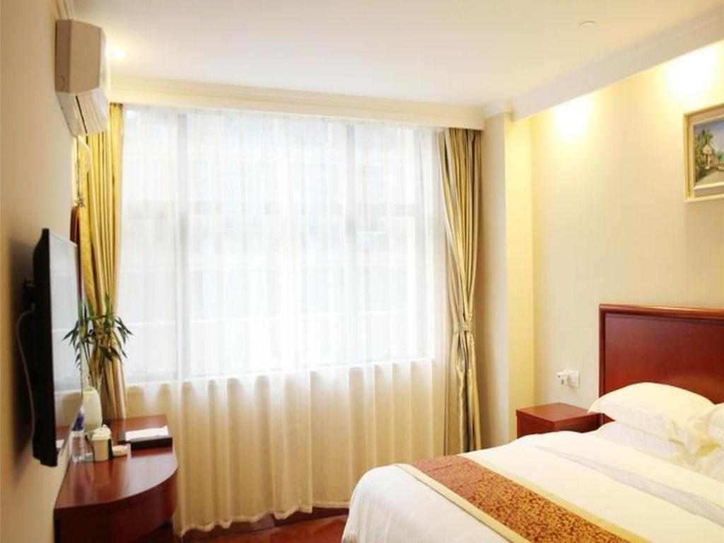 Greentree Inn Bole Wanxianghui Express Hotel Buitenkant foto