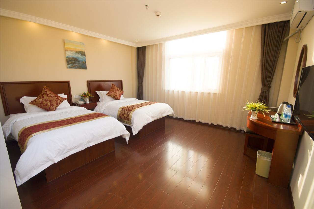 Greentree Inn Bole Wanxianghui Express Hotel Buitenkant foto